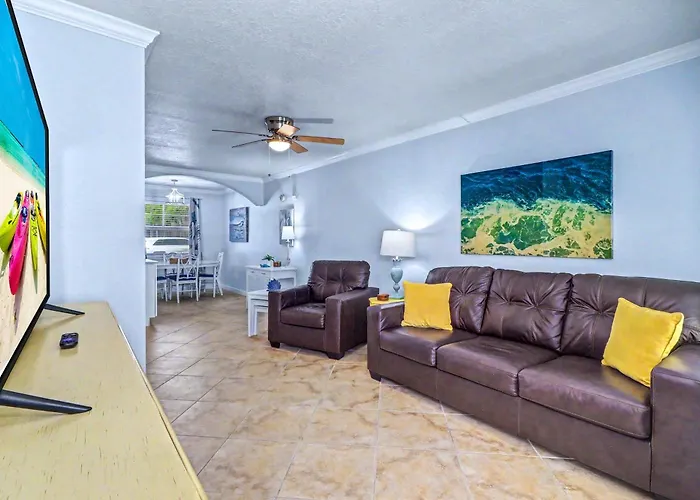 Holiday home Barefoot F104